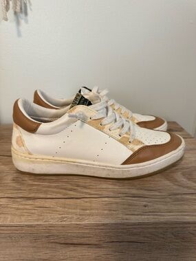 Vintage Havana Reset Leather White and Brown Cow Print Trim Low-Top Sneakers
